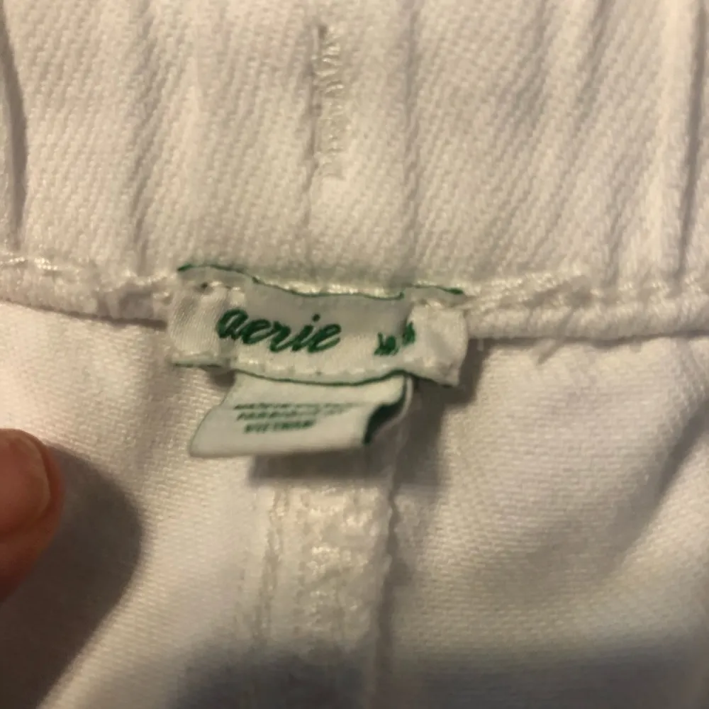 Aerie Fringe Shorts White Drawstring Waist M Casual Beach Backyard Barbecue - Image 4