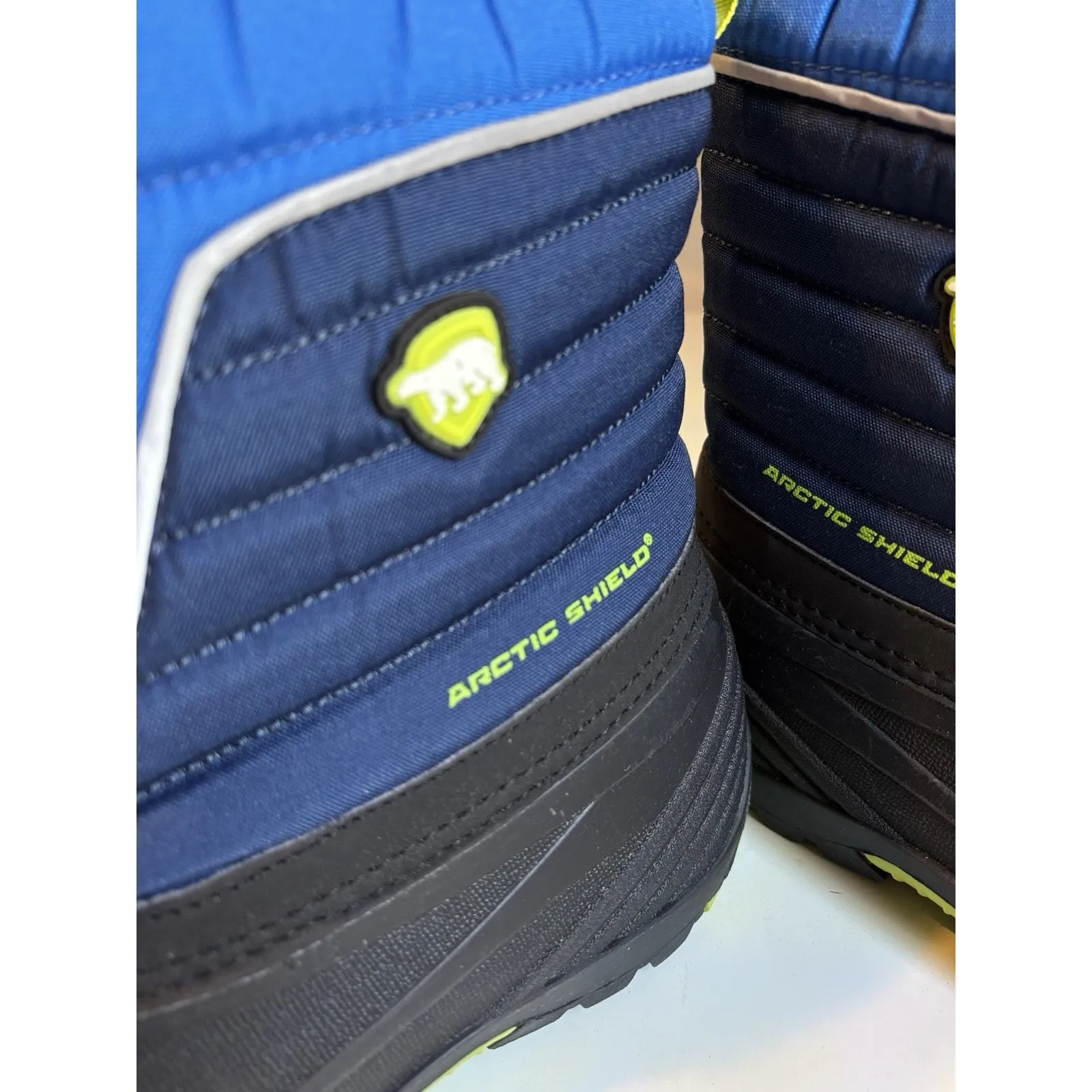 Arctic Shield Snow Boots Womens Size 5 90%+ Heat Retention Zip Up Black/Blue Black - Image 2