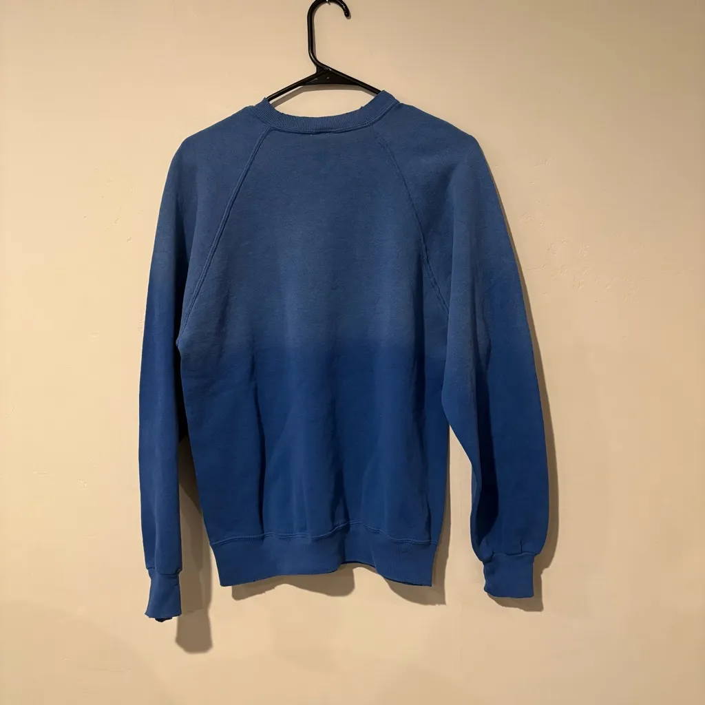 NWT I Stole My Boyfriend’s Shirt Smiley Face xx Sweatshirt | Size: Small Blue - Image 4