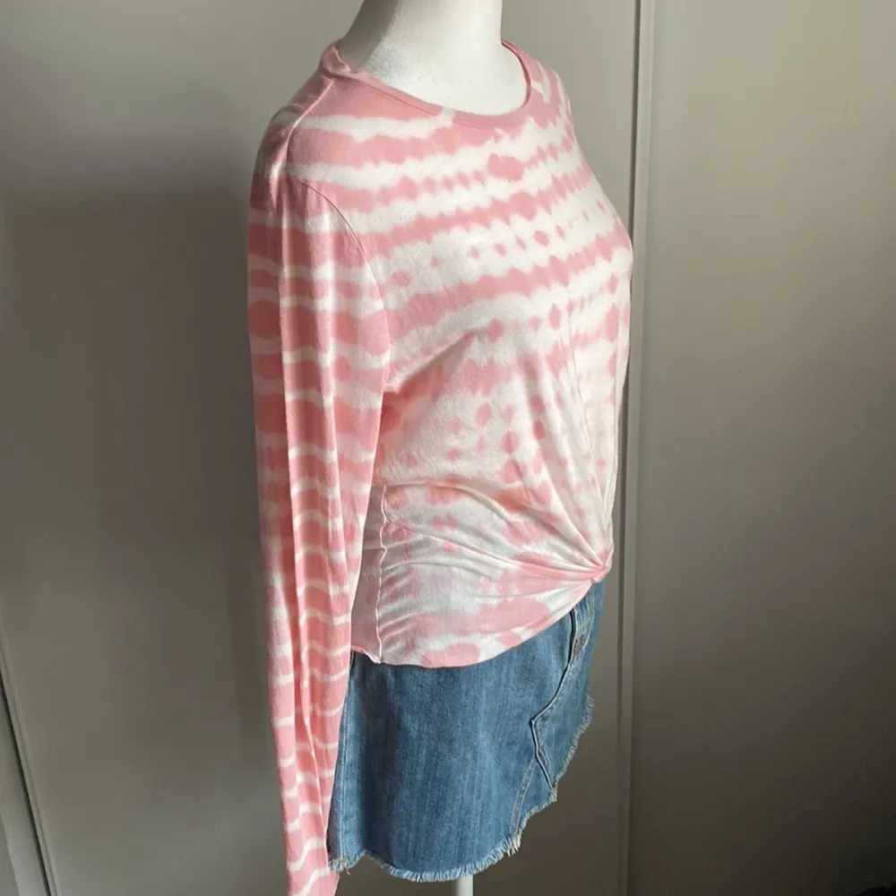 VS PINK NWOT GIRLFRIEND TWIST FRONT TIE DYE LONG SLEEVE CROPPED TEE - Image 7