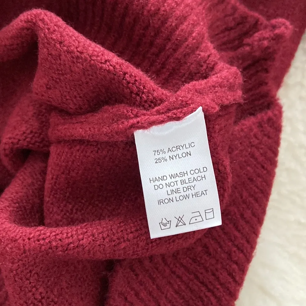 Eesome sweater brand new size M/L - Image 6