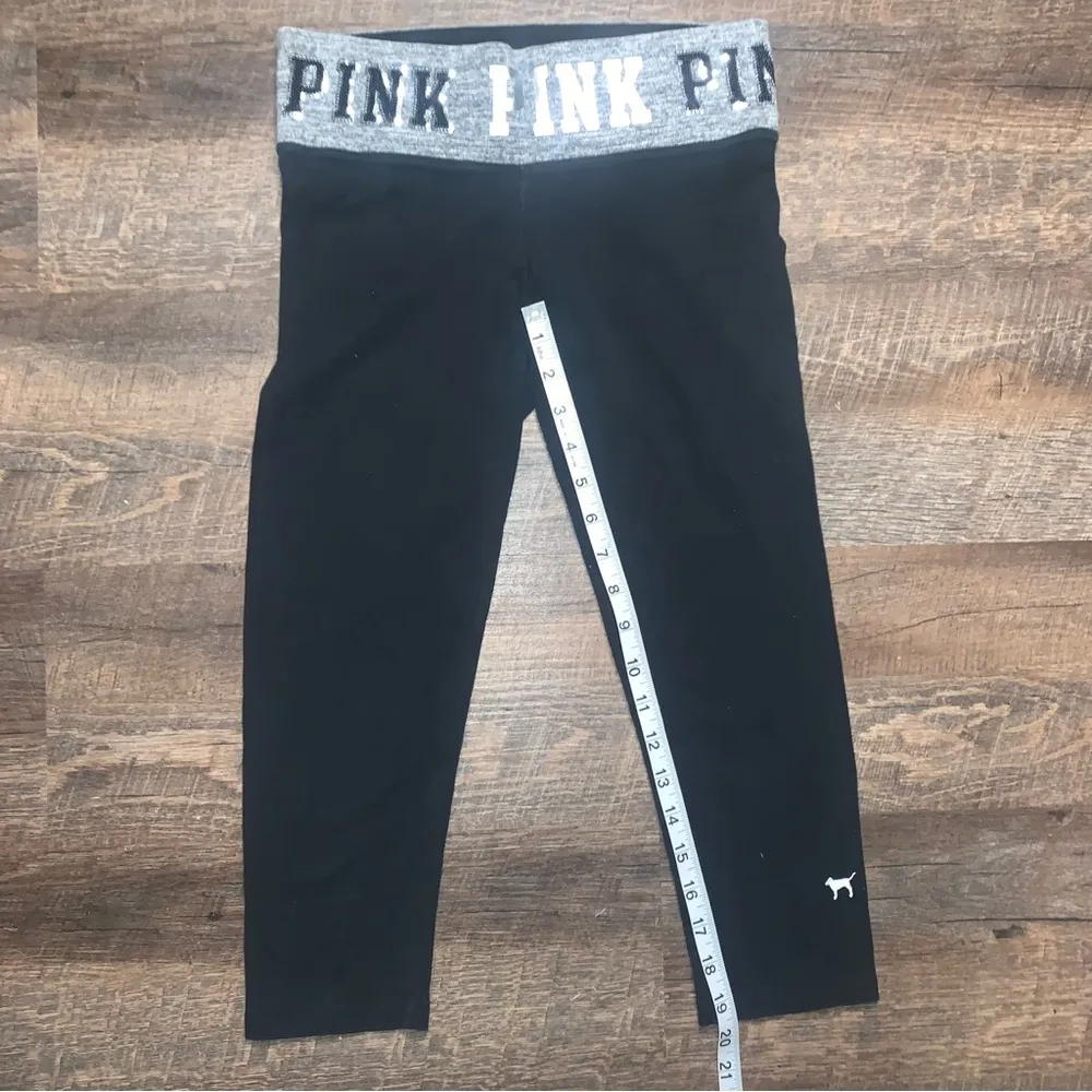 Victoria's Secret Pink Cropped Yoga Pants Bling Sequin Waistband Size XS - Image 3