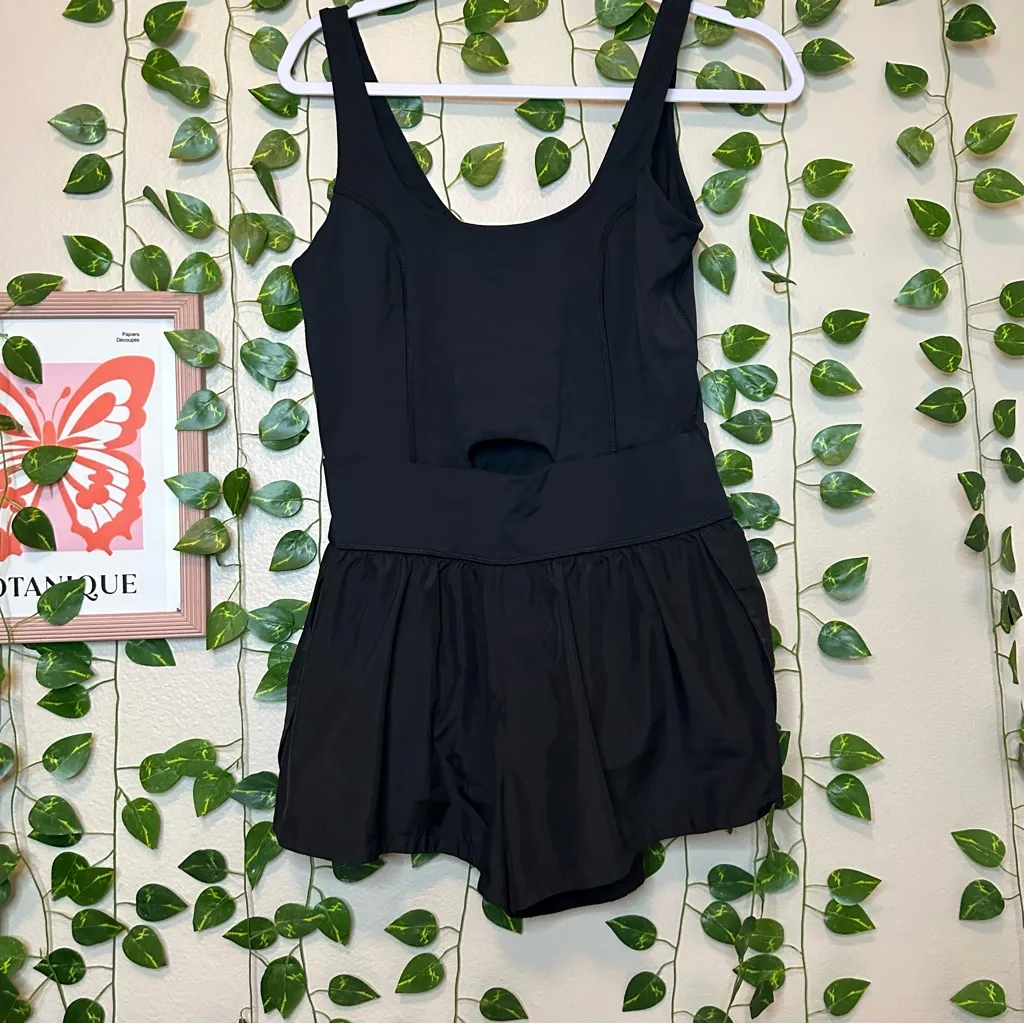 Aeropostale black romper medium women’s - Image 2