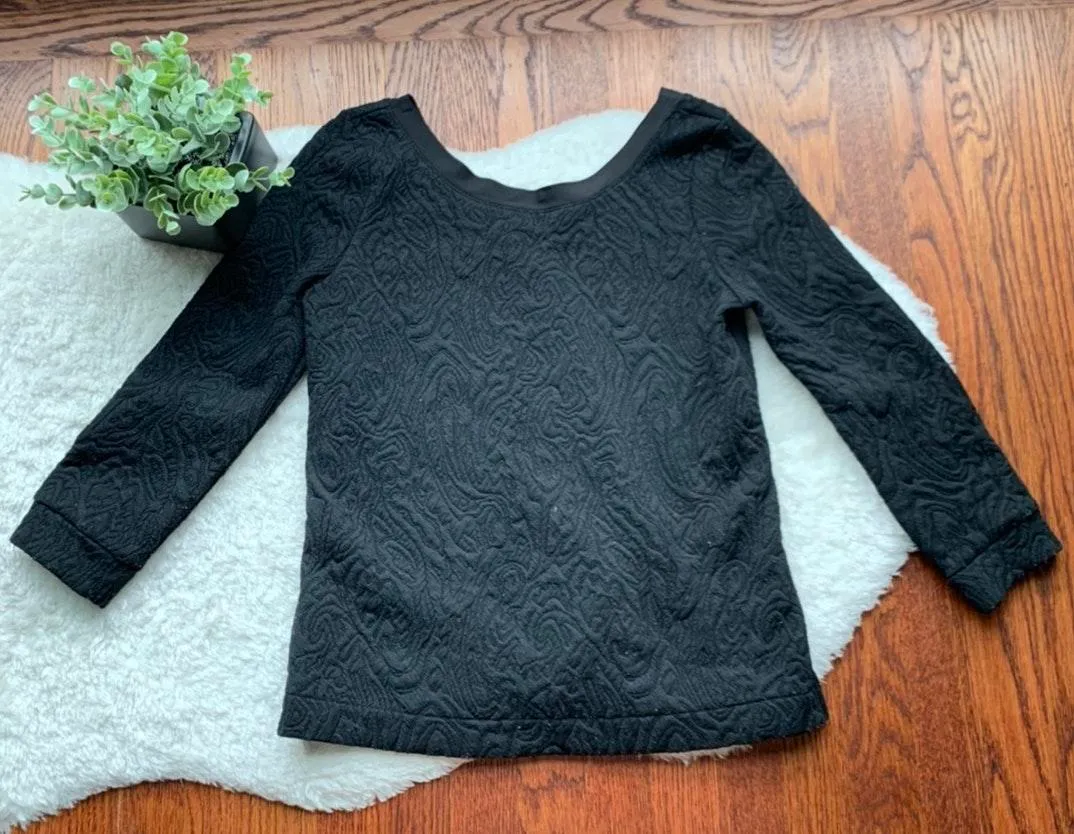 Black Pattern 3/4 Sweatershirt XS - Image 2
