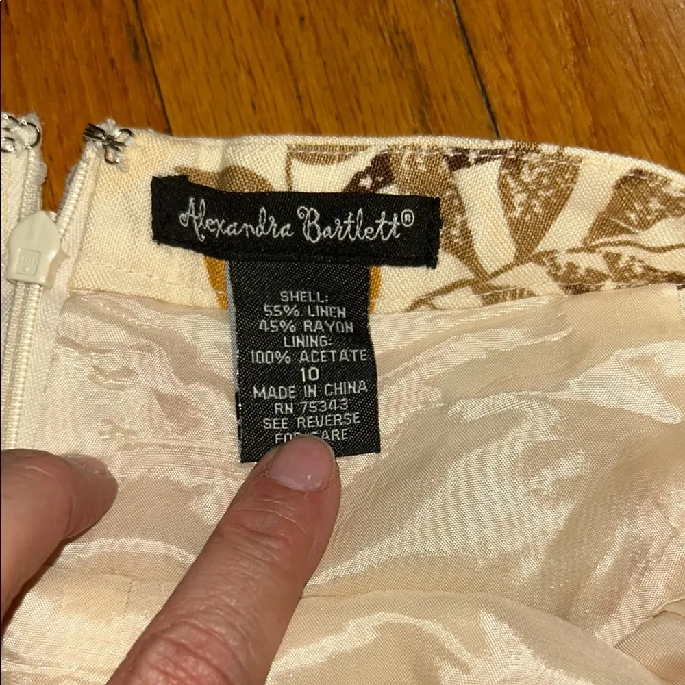 Alexandra Bartlett Floral Trousers with Pink and Orange Accents Size 10 - Image 3