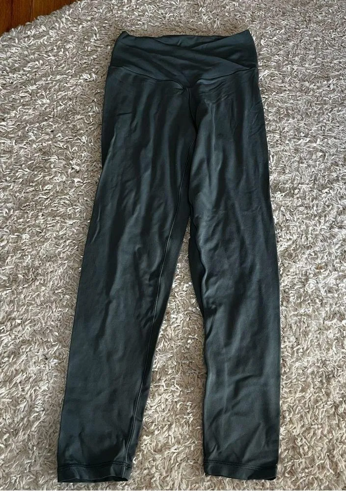 offline by aerie cross over green leggings size medium - Image 3