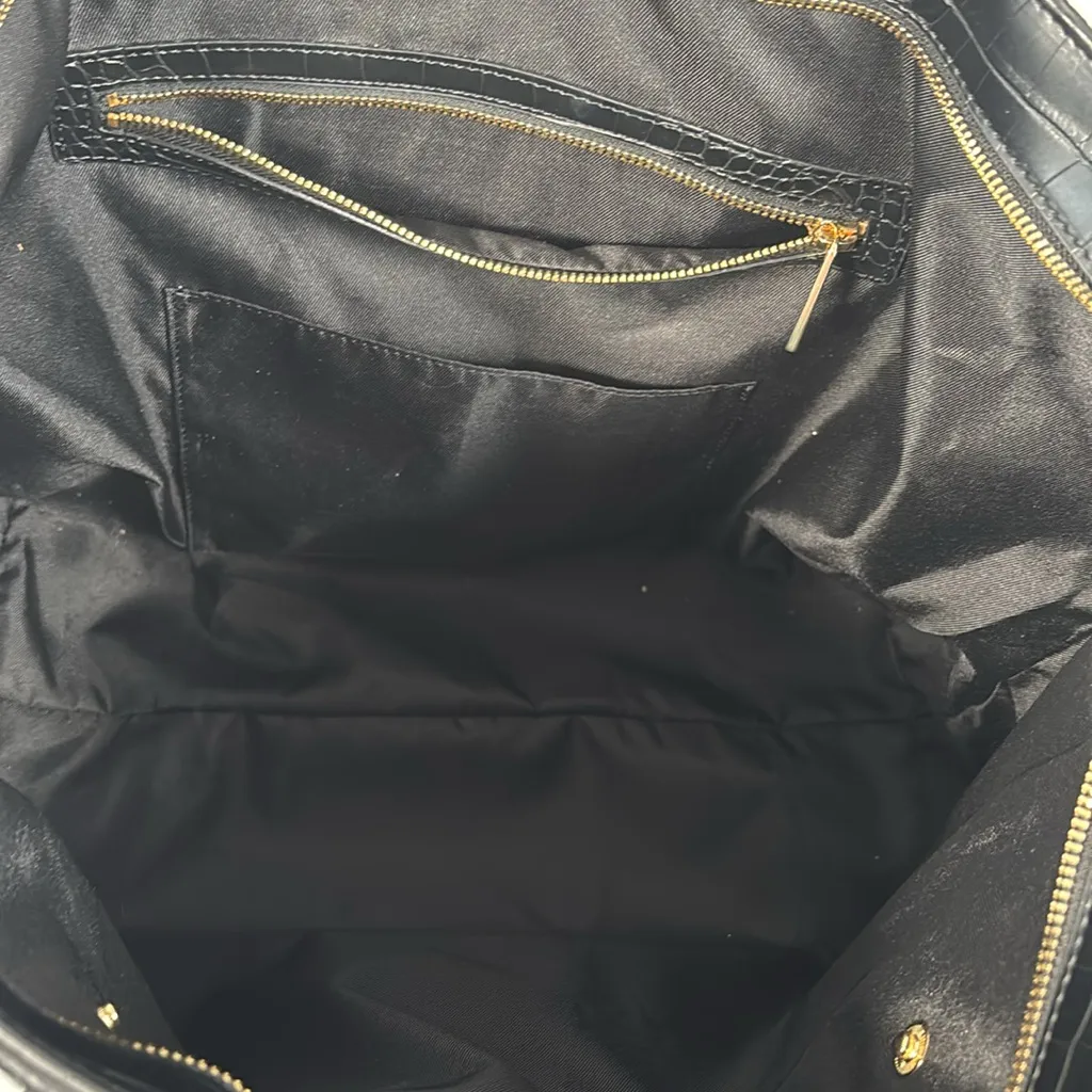 Modern Picnic Black Croc Embossed Tote Bag - Image 4