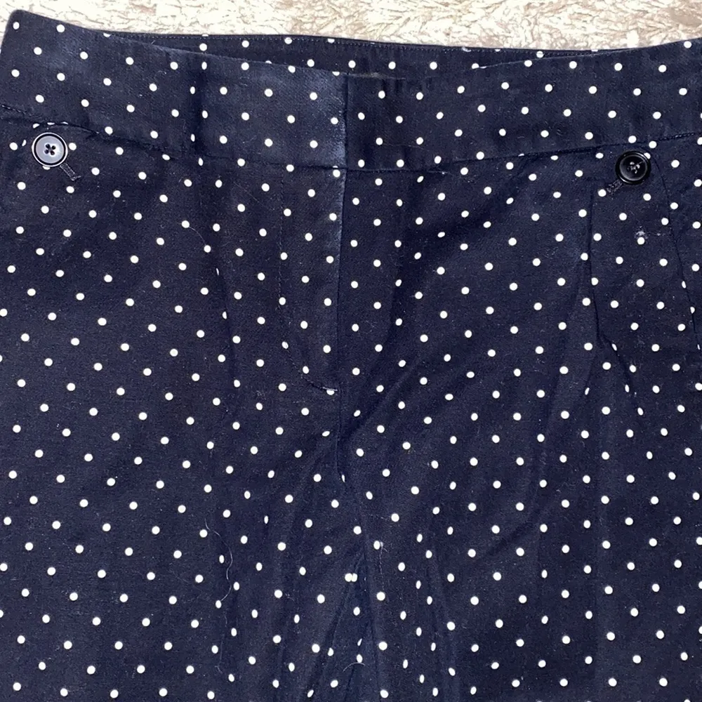 Loft Marisa skinny black and white dot pants. Cotton/spandex. Size 6P. - Image 6