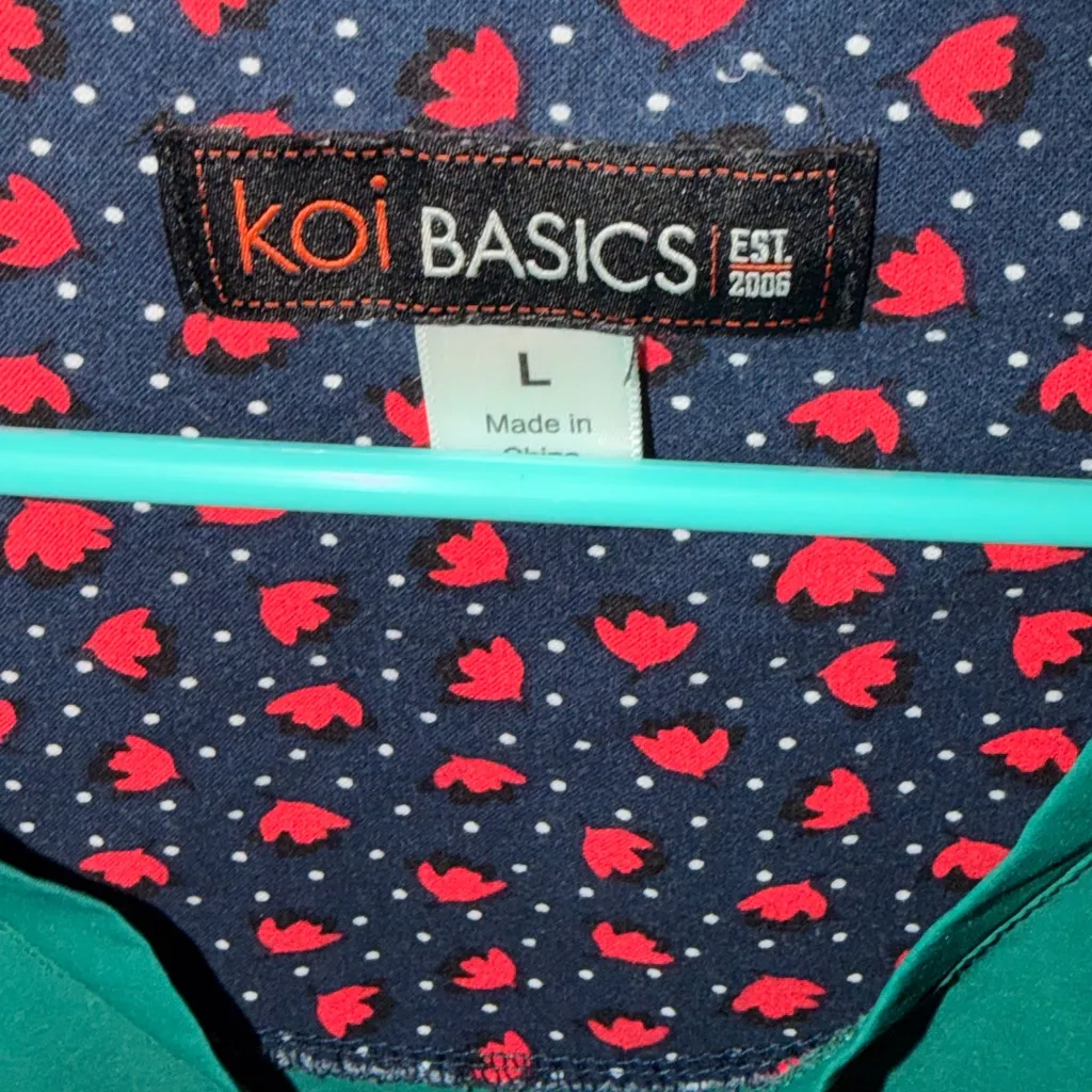 Koi Basics hunter Green Scrub Top Size L - Image 3
