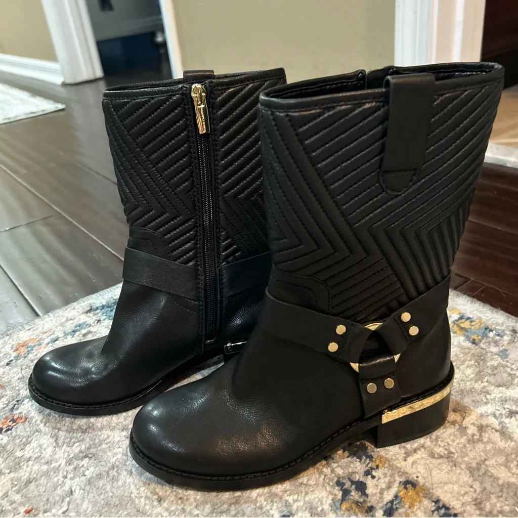 Vince Camuto Walden Quilted Moto Boot Mid-rise Bootie Black Size 6.5 NWOT - Image 2