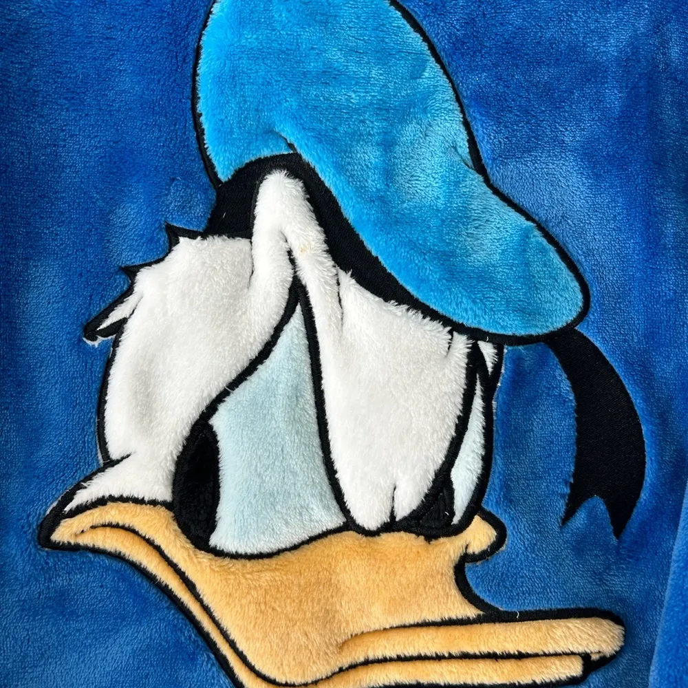 Disney  Embroidered Donald Duck Plush Fleece Pullover Sz S - Image 5