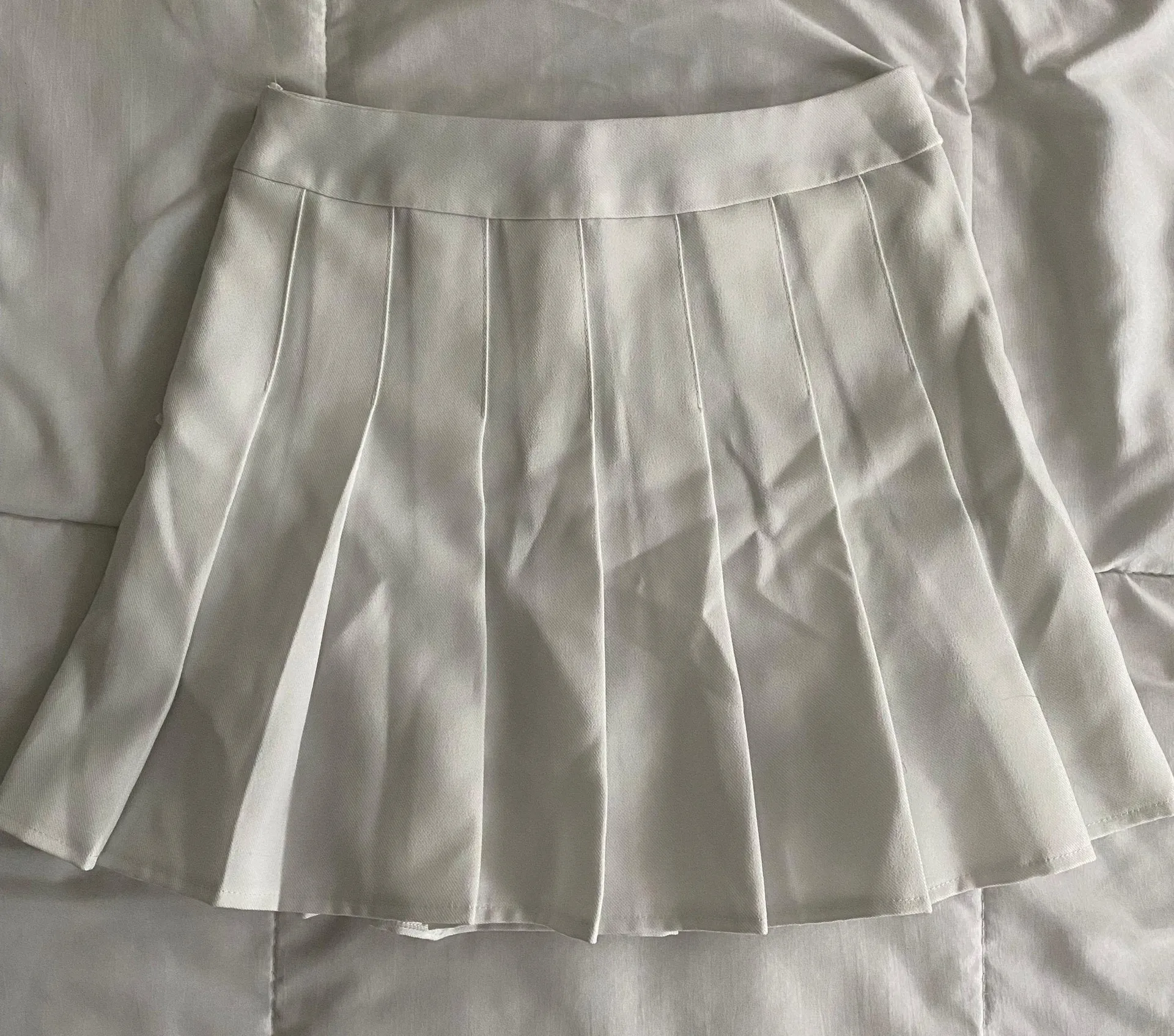 Amazon White Tennis Skirt - Image 3
