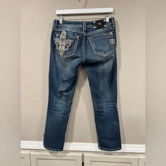 Miss Me Easy Capri Size 26 - Image 2