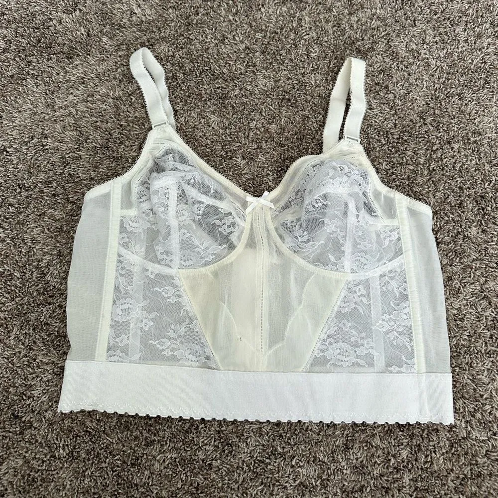 Vintage Bali Lace Bustier Bra Top
Lingerie Corset Cream White Size Small - Image 2