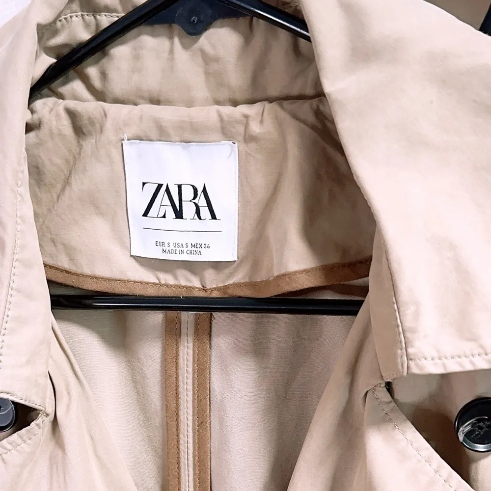 ZARA OVERSIZED DOUBLE BREASTED TRENCH - Image 4
