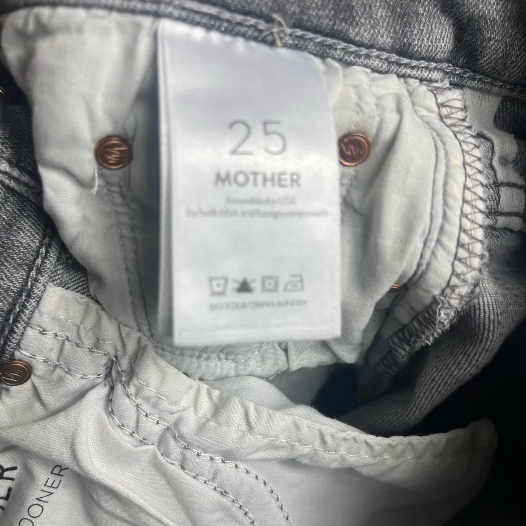 Mother Denim Super Swooner size 25 open Late Gray - Image 9