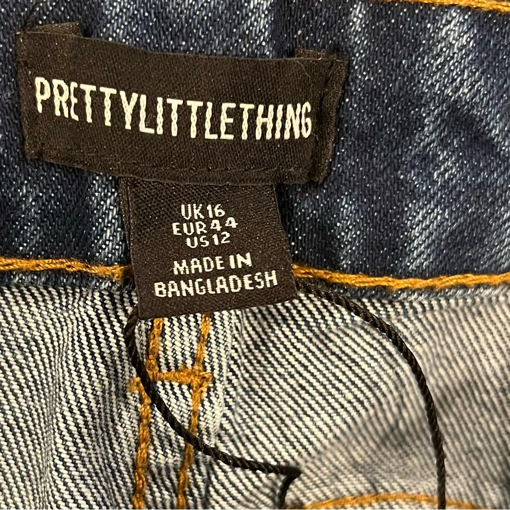 Pretty Little Thing 🍒NWT PRETTY LITTLE THINGS HIGH RISE MOM JEANS SIZE 16🍒 - Image 5