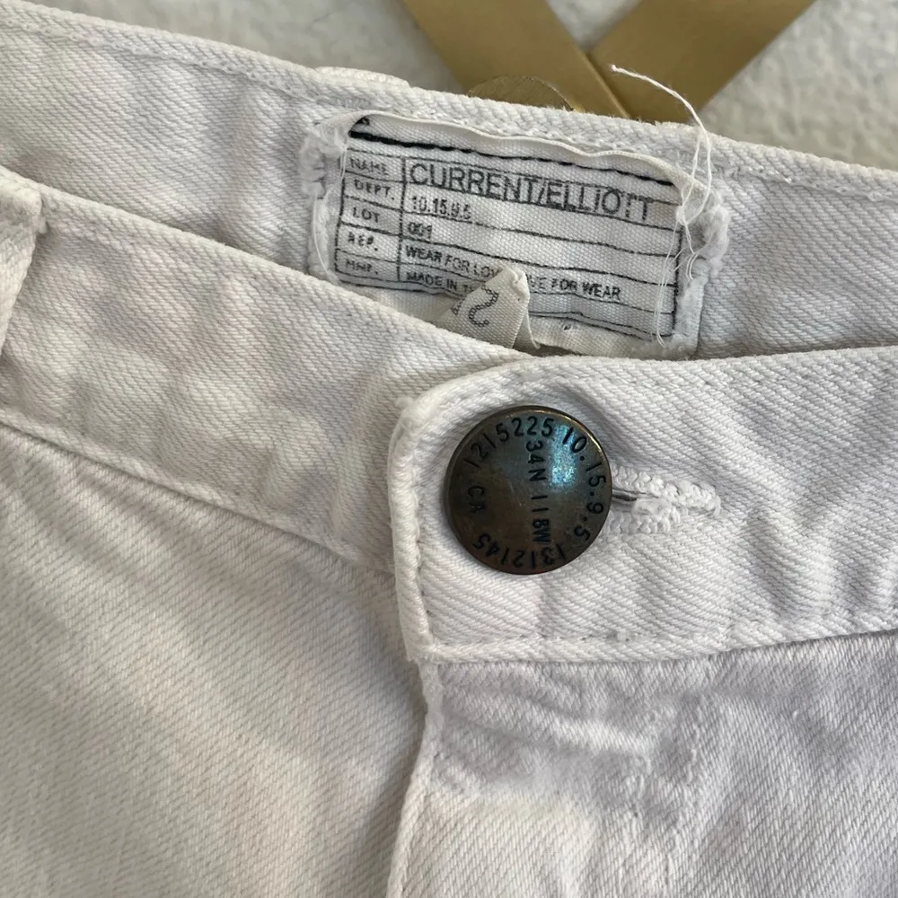 Current Elliott White Cut Off Shorts 25 Distressed - Image 3
