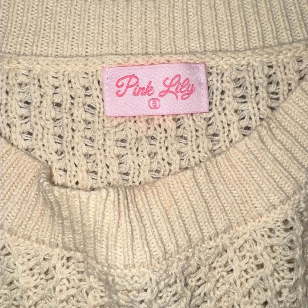 Pink Lily Textured Cream Sweater size small * - Image 2