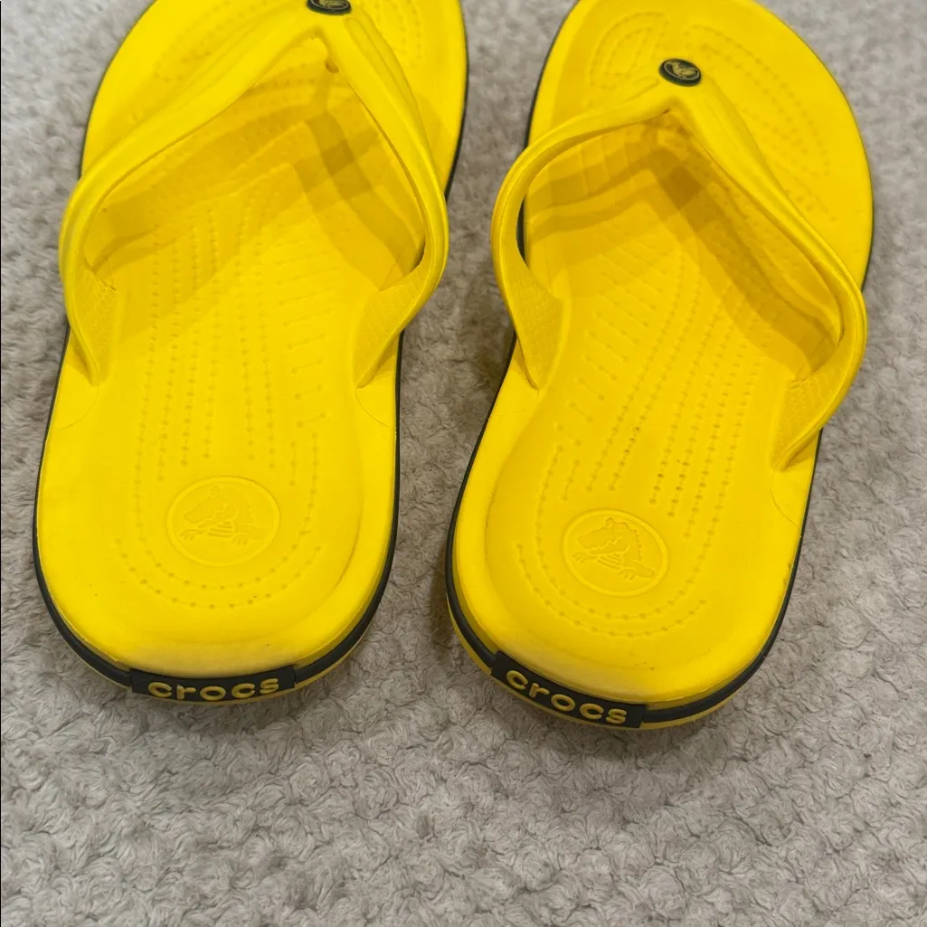 CROCS Crocband Flip Flops W8/M6 lemon yellow - Image 11