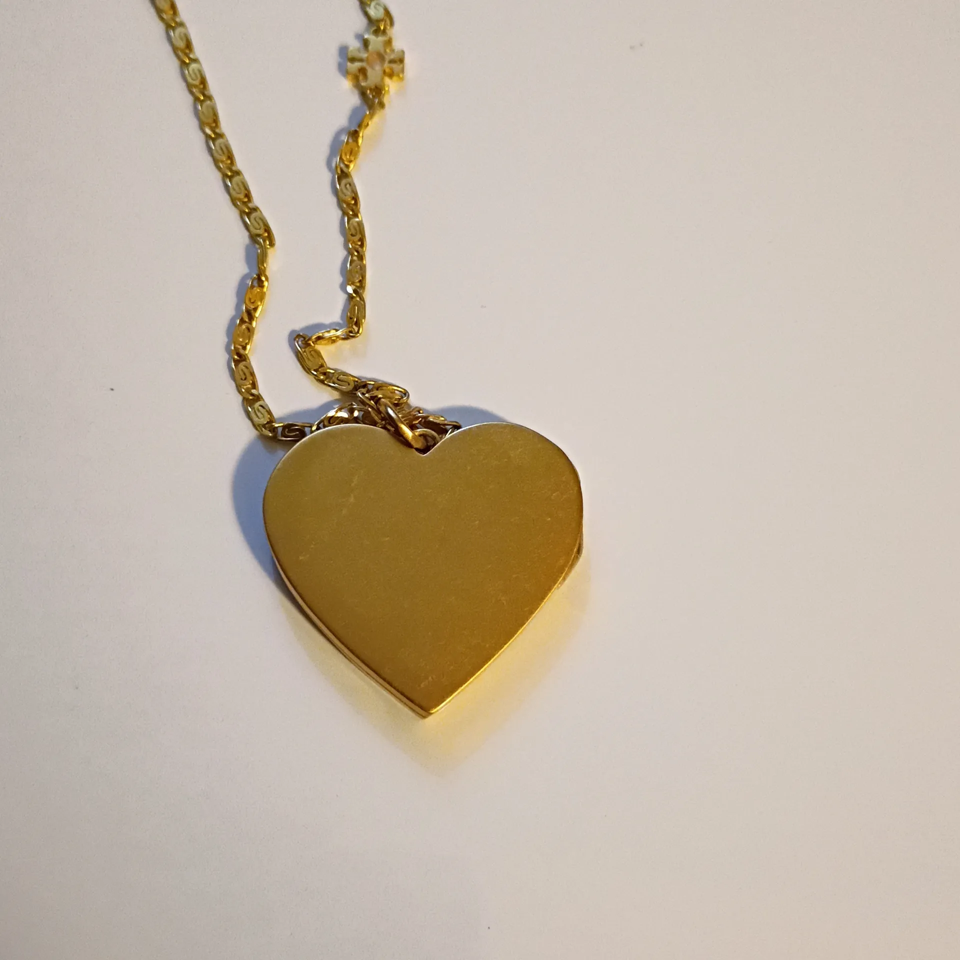Tory Burch Gold Tone Heart Locket necklace - Image 6