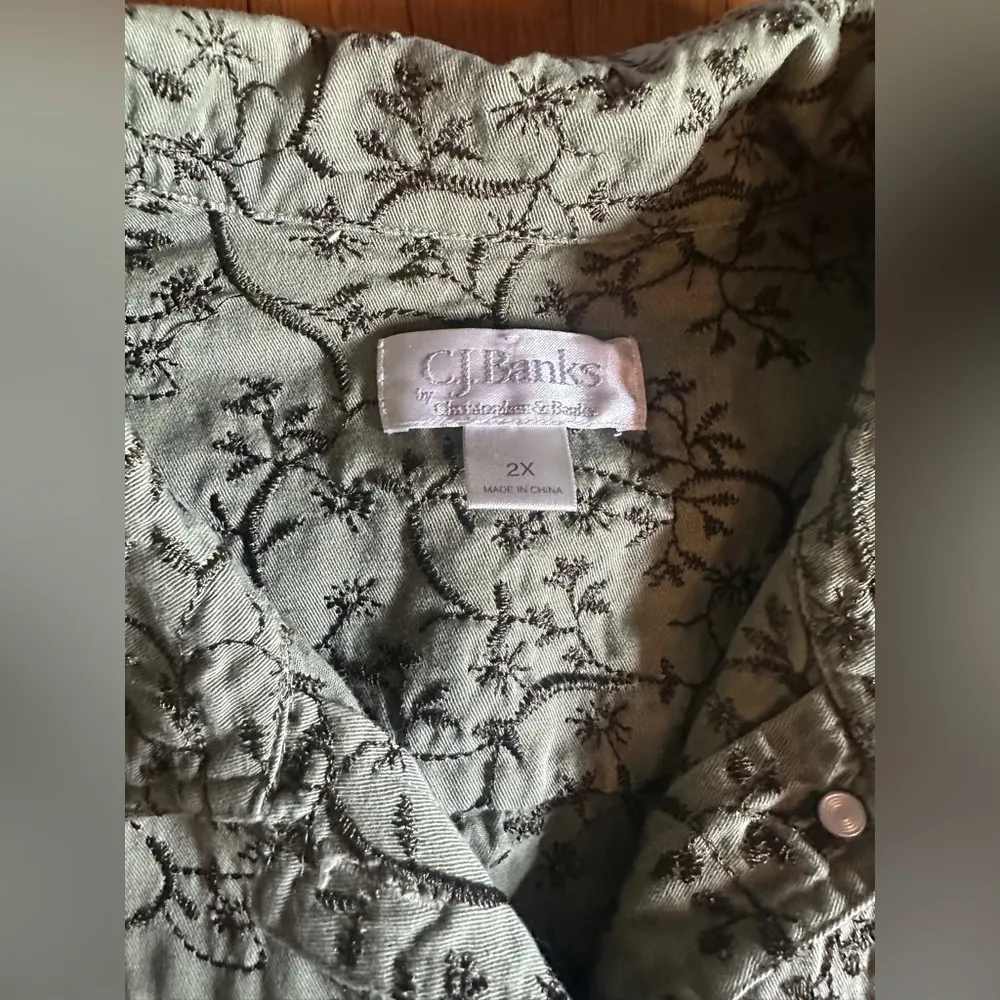 2005 Y2K CJ Banks Olive Green Embroidered Jacket, Size 2X - Image 7