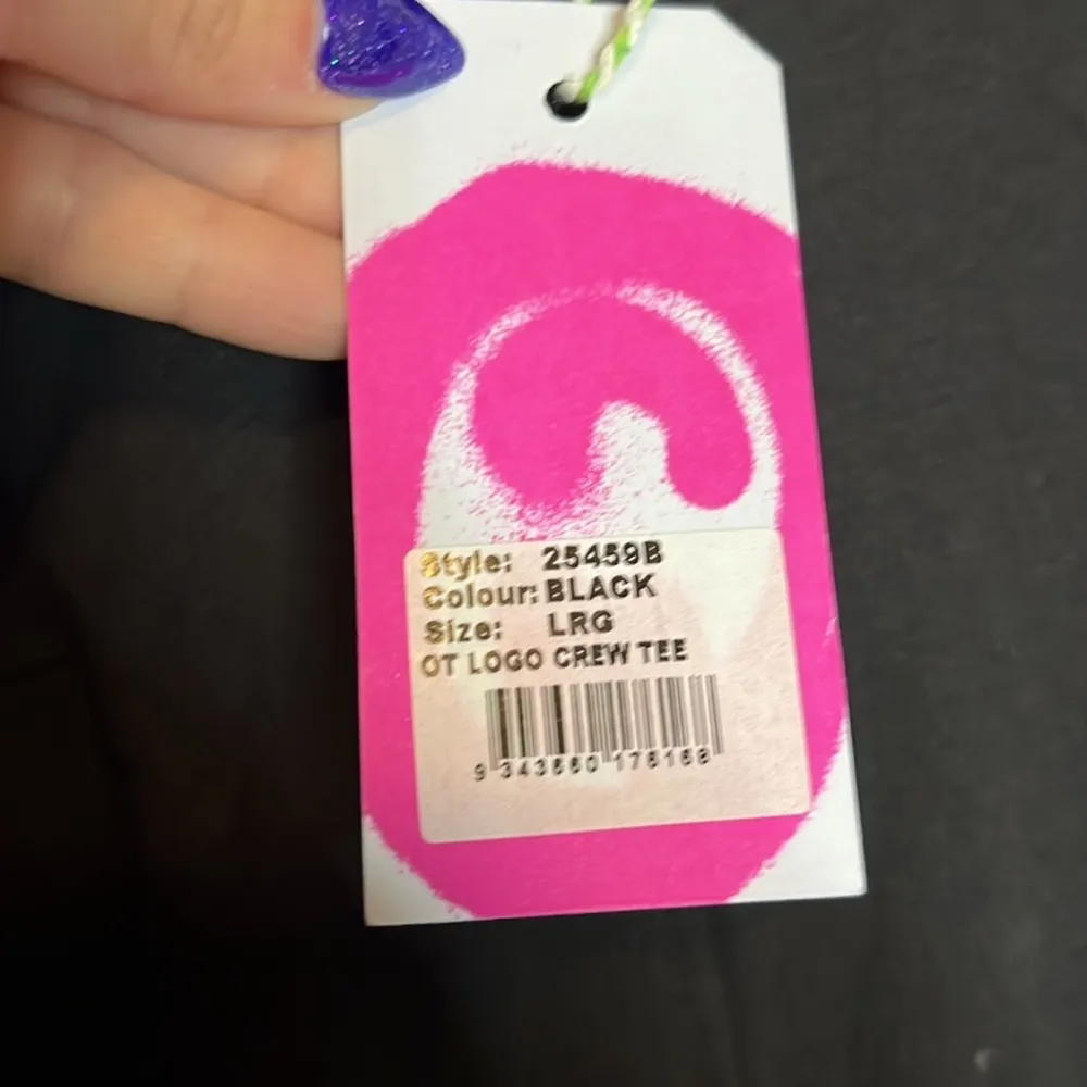 NWT  OT Logo Crew Neck Tee - Black Short Sleeve - Image 7