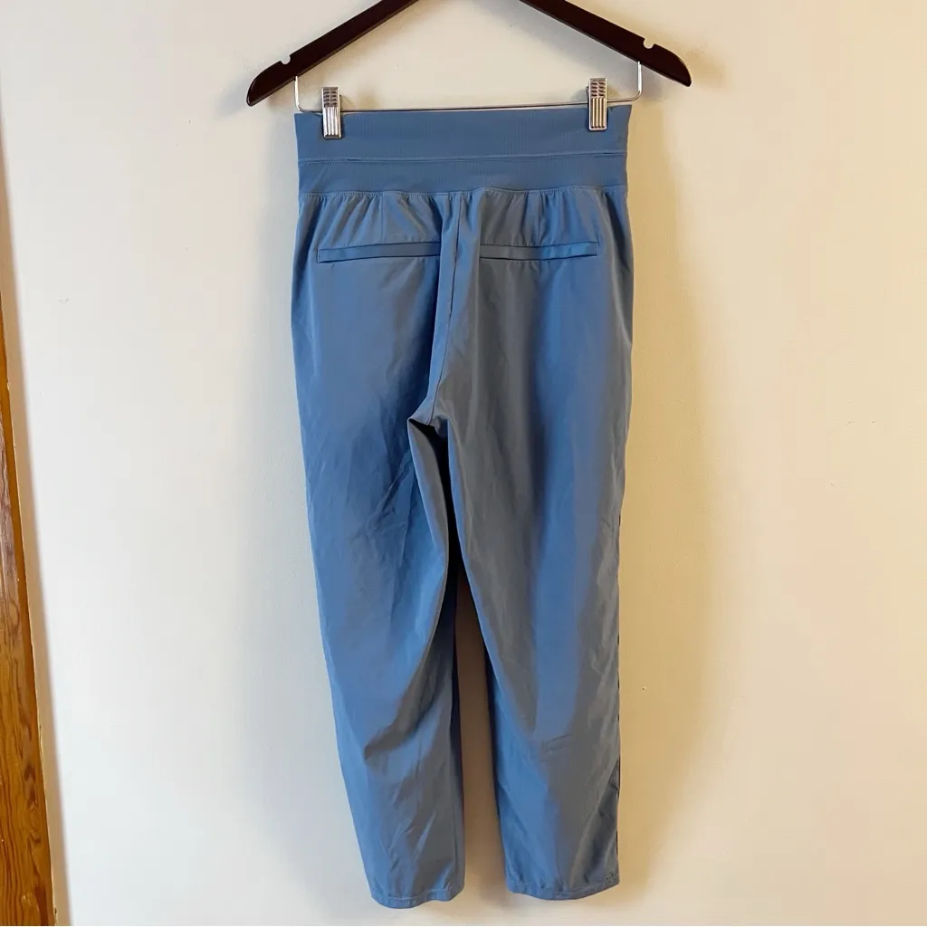 Athleta Nolita Slim Tapered Crop Pant Size 4 Semi Fitted Blue Elastic Waist - Image 7