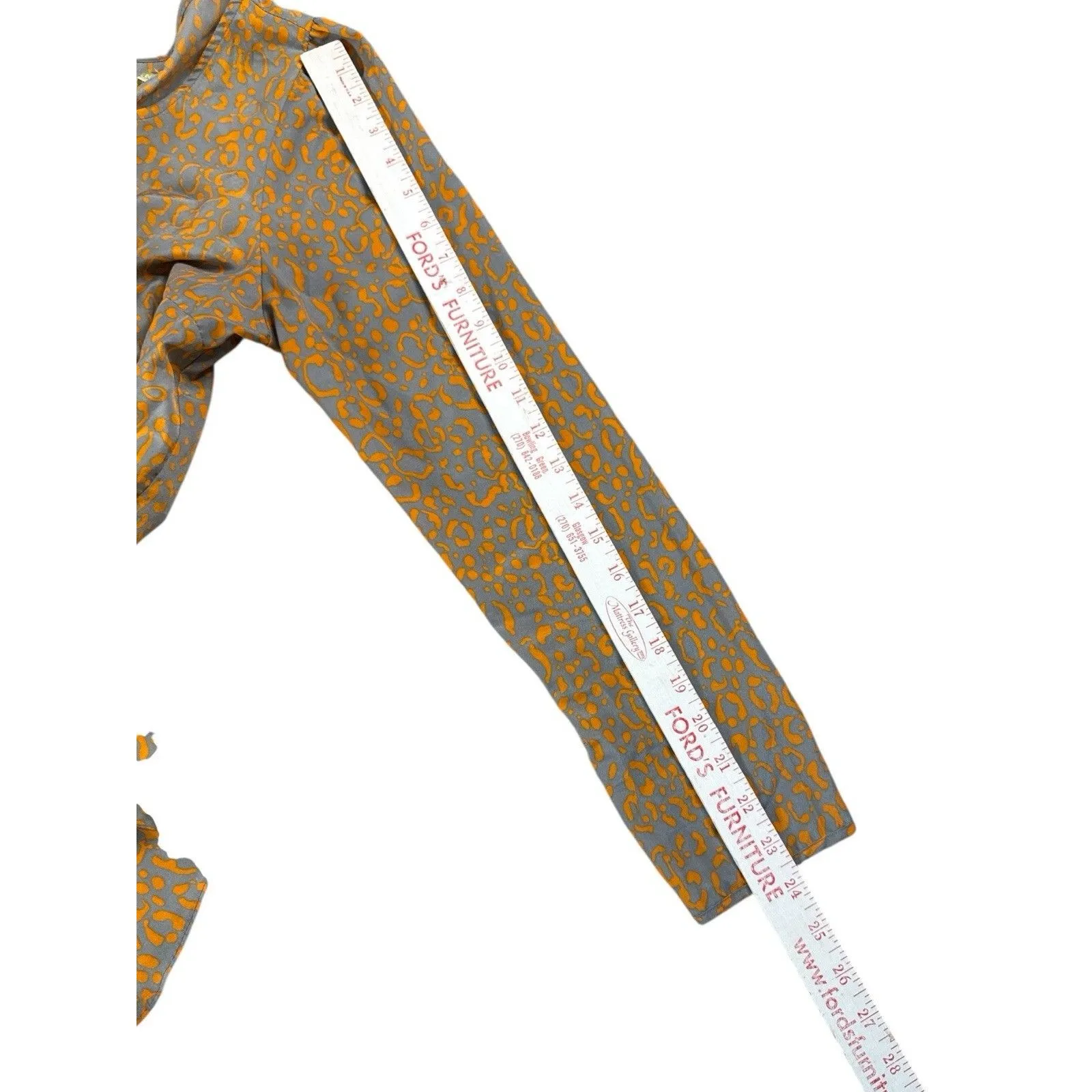 Gianni Bini Long Sleeve Ruffle Hem Dress Gray Orange Animal Print‎ Medium Boho - Image 12