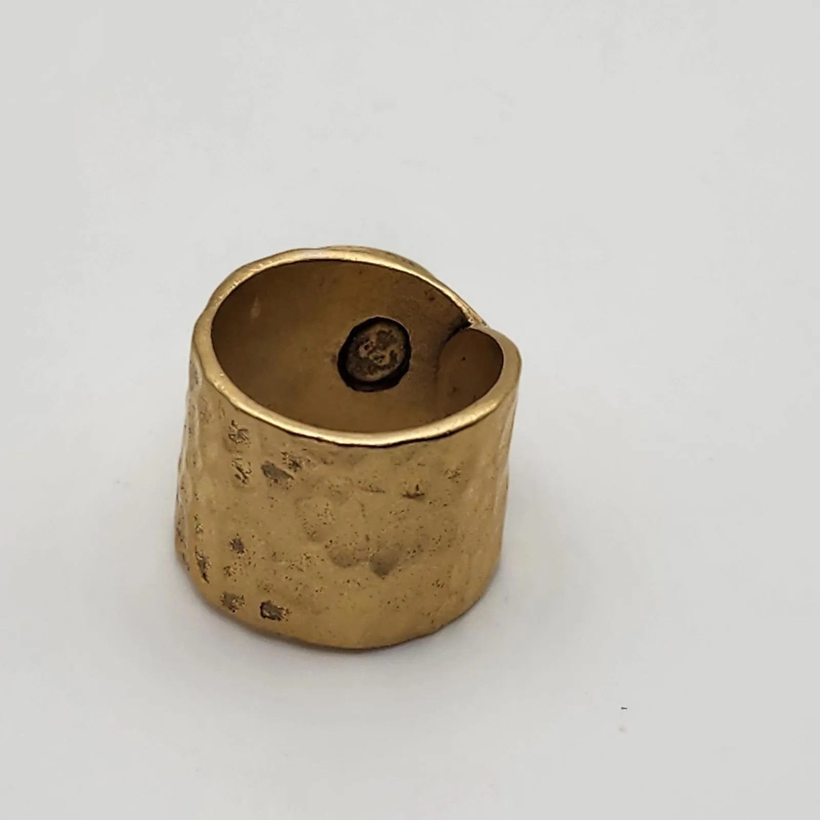 Premier Designs Hammered Brass Ring with Dark Faux Stone (8) - Image 7