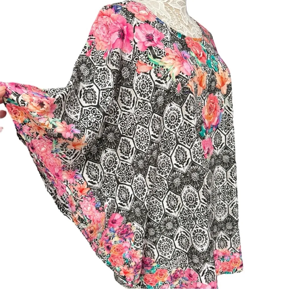 Tolani Collection Floral Tile Print Tunic Top Large, Black and Pink, NWT - Image 7