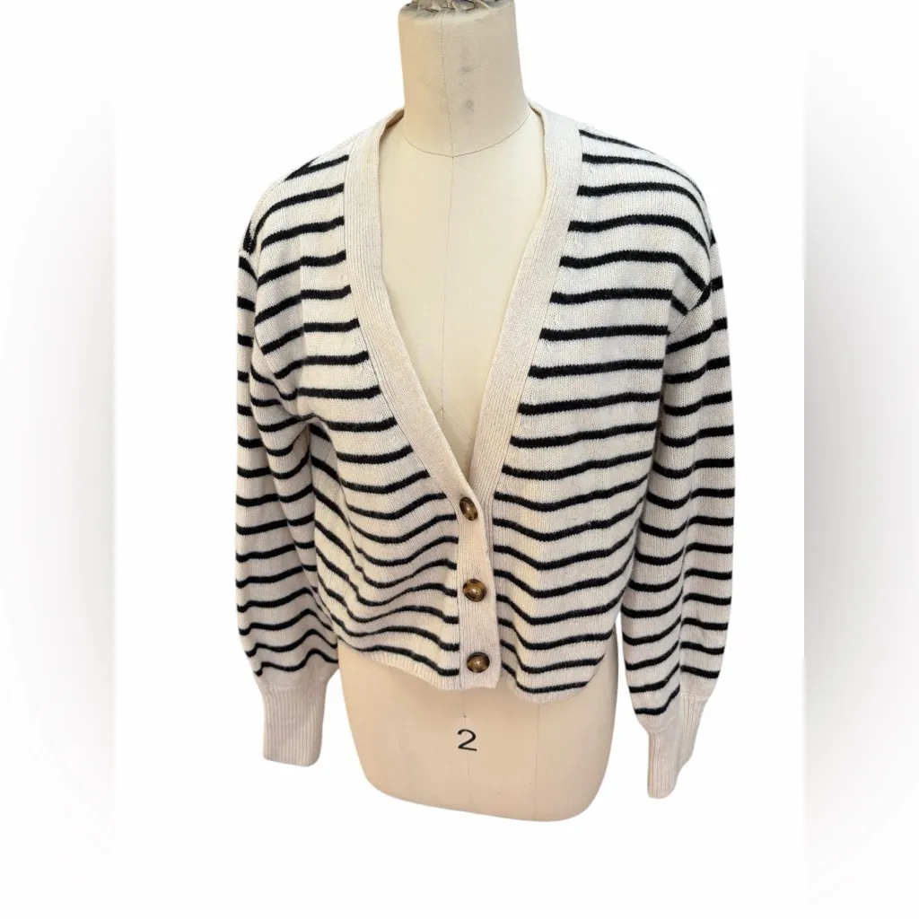 Reformation Black and White Striped Sweater cashmere size xs - Image 3