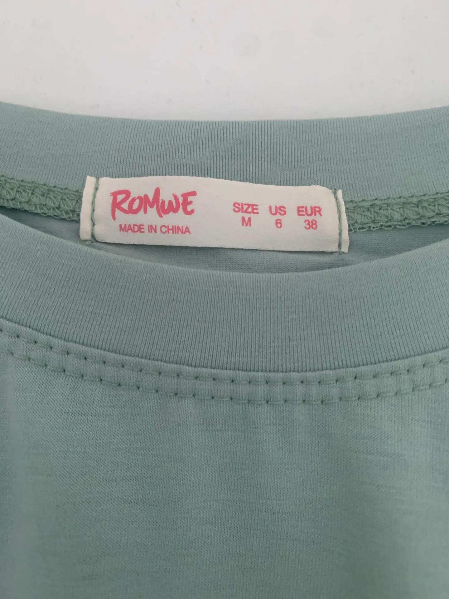 Romwe Cropped Tee - Image 3