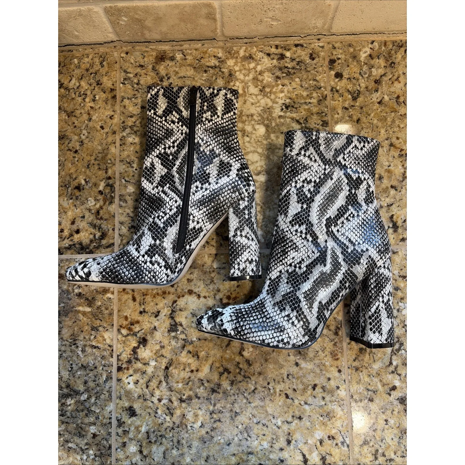 PrettyLittleThing Black Snake High Point Ankle Boot Block Heel Shoes Womens 7 - Image 3