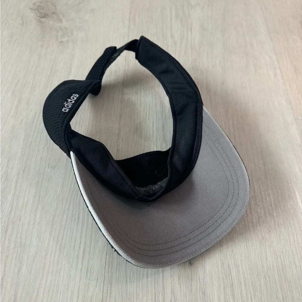 women’s visor - Image 6