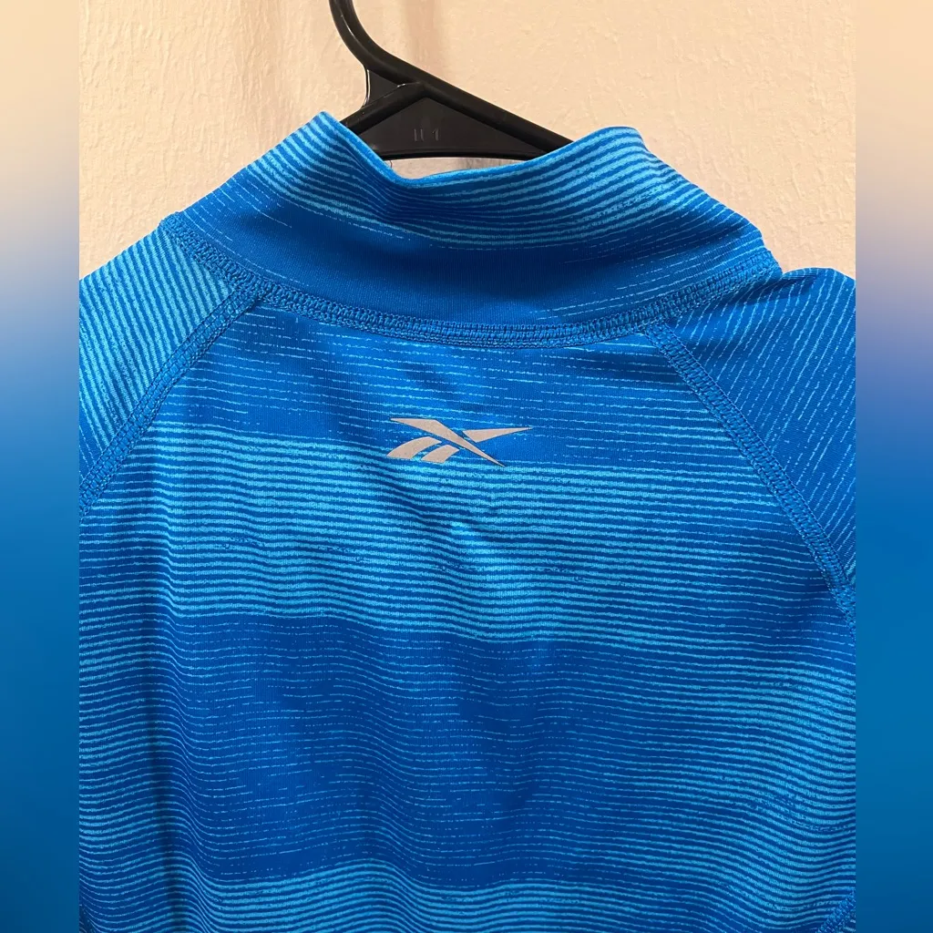 Reebok Women’s Long Sleeve Athletic Quarter-Zip – Size Medium - Image 5