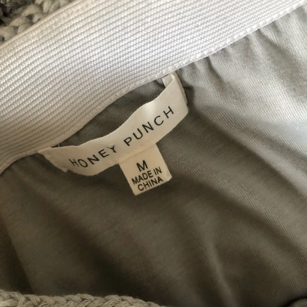 Honey punch crochet knit pompom skirt - Image 5