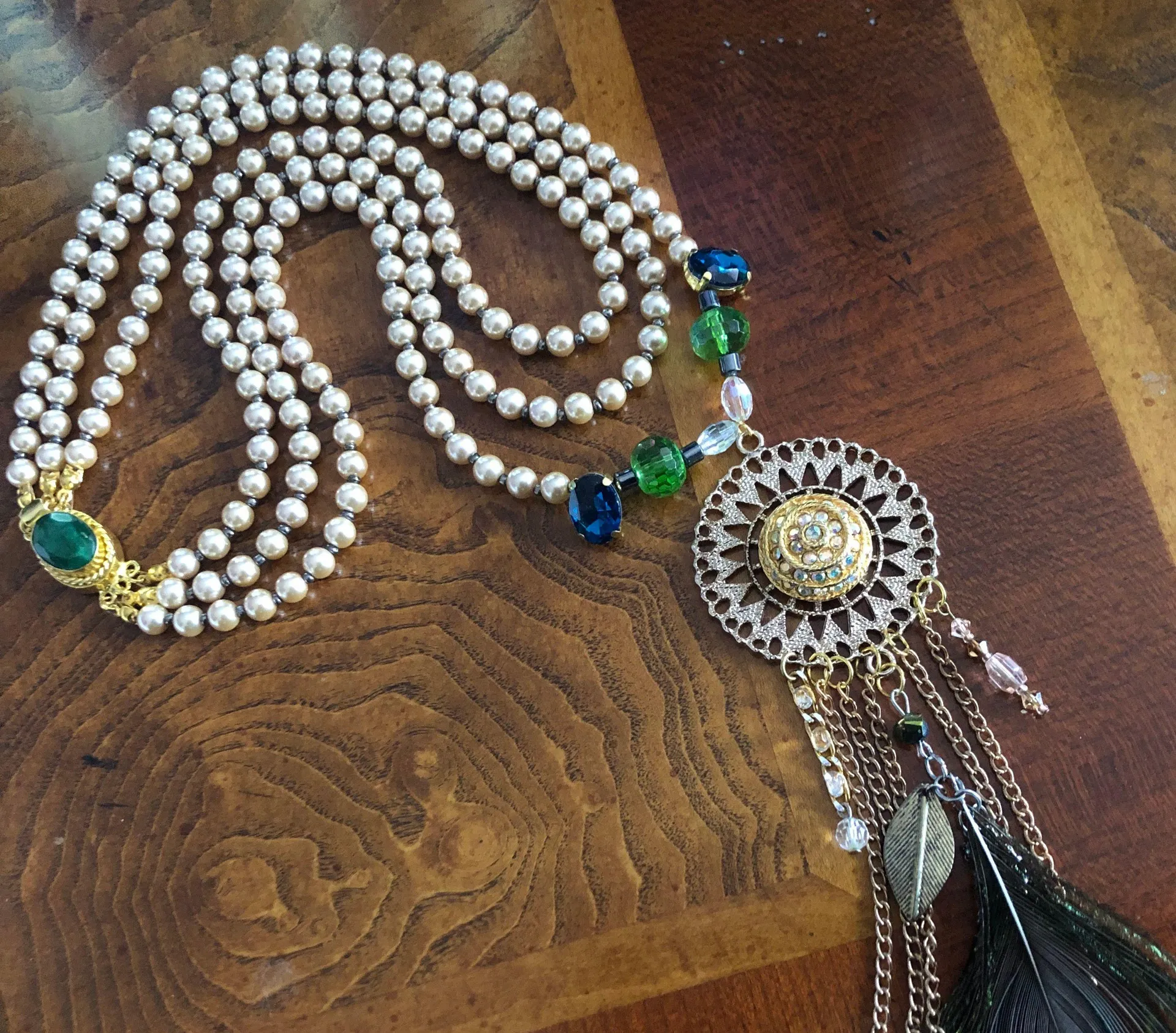 Handcrafted filigree pendant Czech Pearl genuine emerald gemstone clasp necklace Gold - Image 10