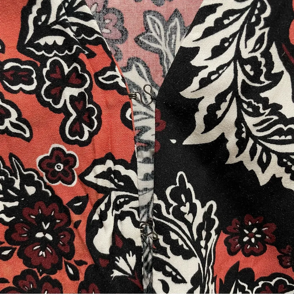 H&M Floral Print Long Sleeve Romper Black Red White Women’s Size 8 NWOT - Image 9