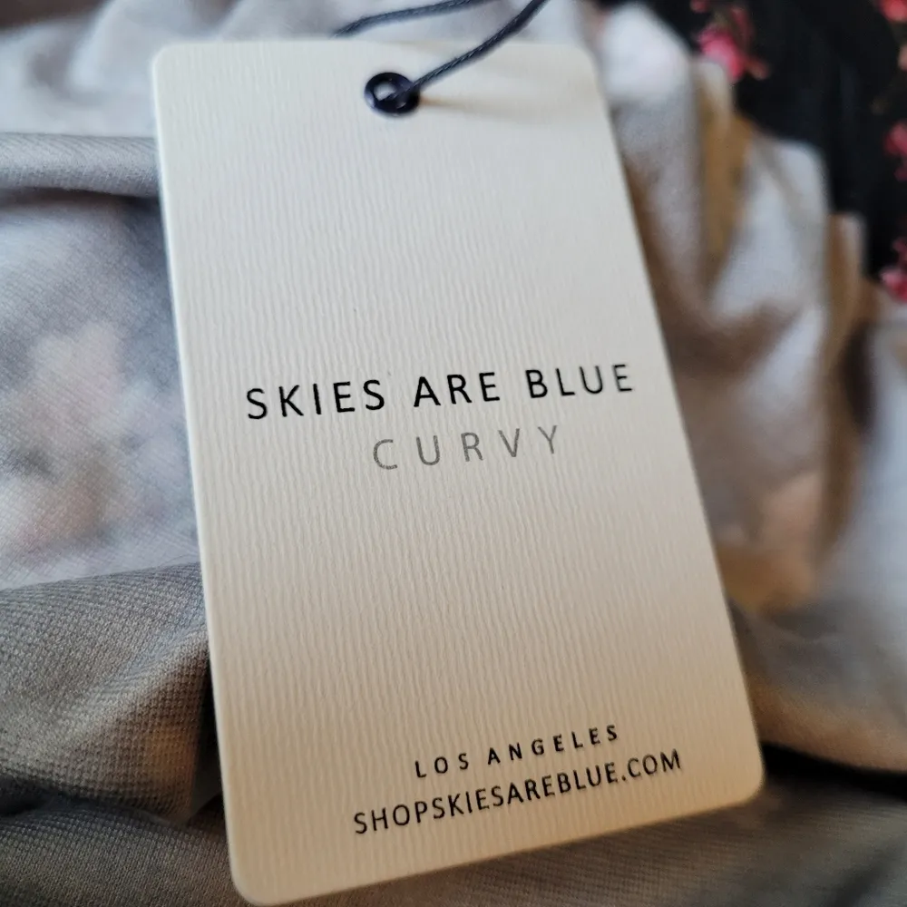 Skies Are Blue Black Black Floral Print Skirt NWT - Image 8