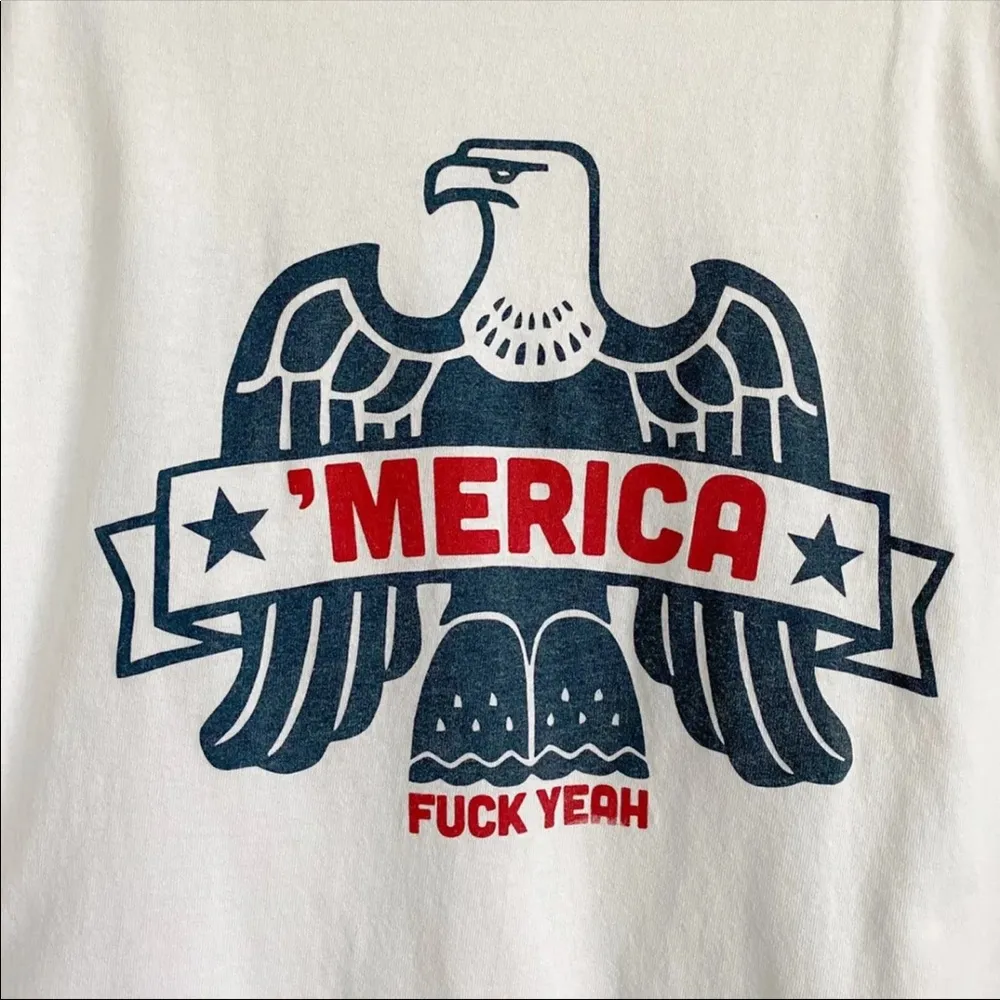 Spencer's 'Merica Eagle Graphic Tee Size Small - Image 3