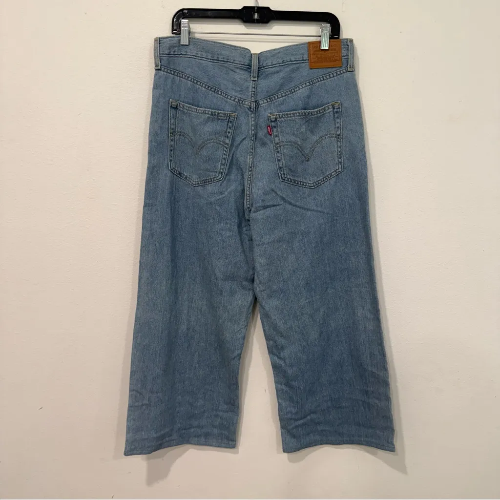 Levi’s High Loose Wide Leg Women’s Jeans in Let’s Stay In - Medium Wash 31 - Image 7