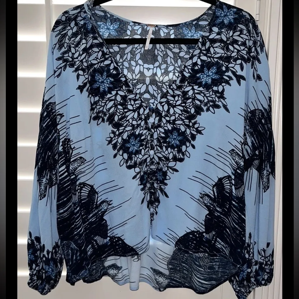 Free People Birds Of A Feather Blue Top Size XS - Image 2