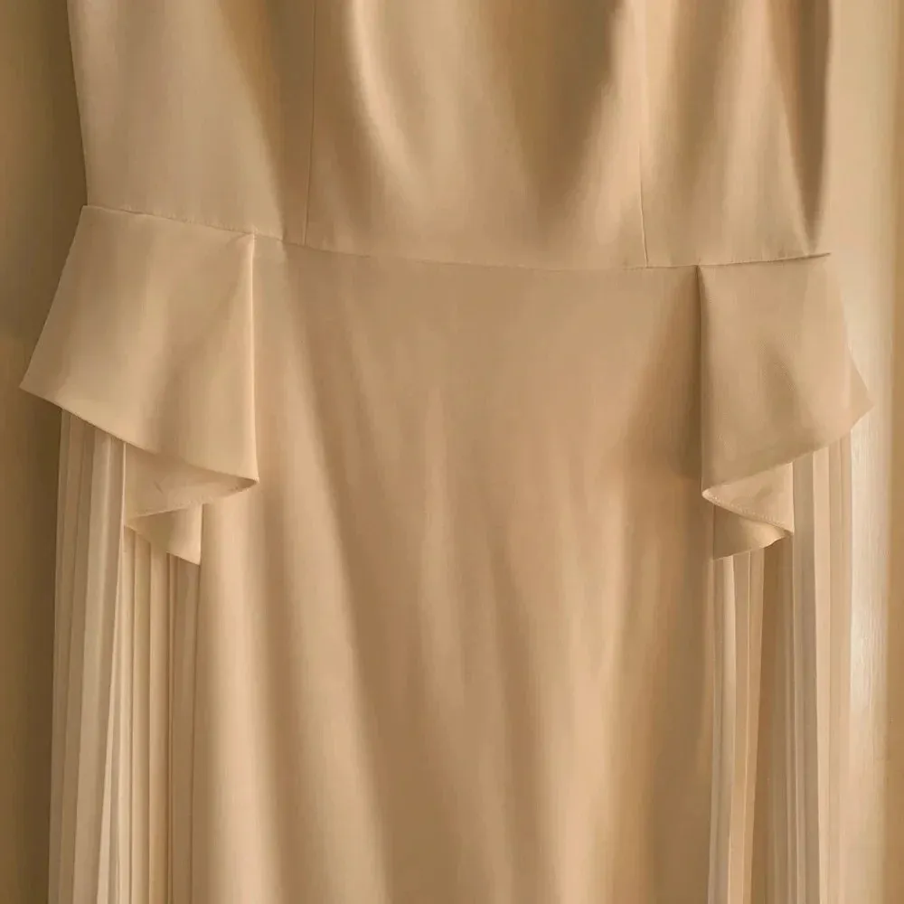 Cynthia Steffe Eden Sleeveless Cream Pleated Maxi Gown Size 4 - NWT‎ - Image 6