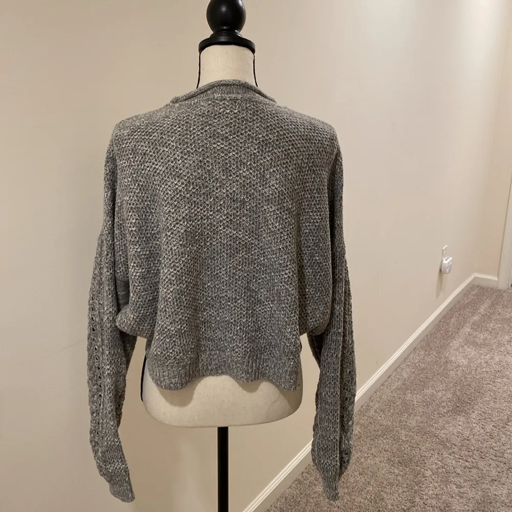 BDG cropped oversize sweater Size Medium - Image 2