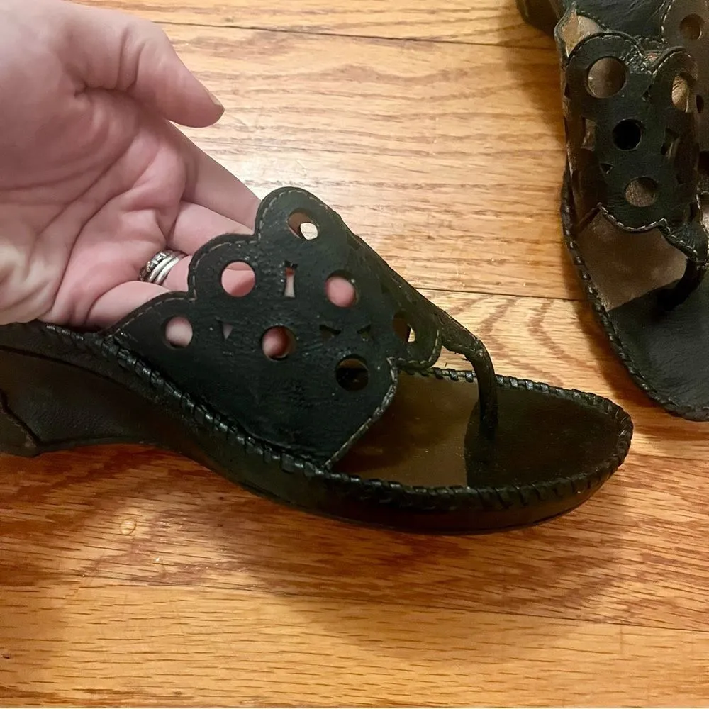 Clarks Artisan Wedge Heel Thong Sandals Black 8M - Image 3