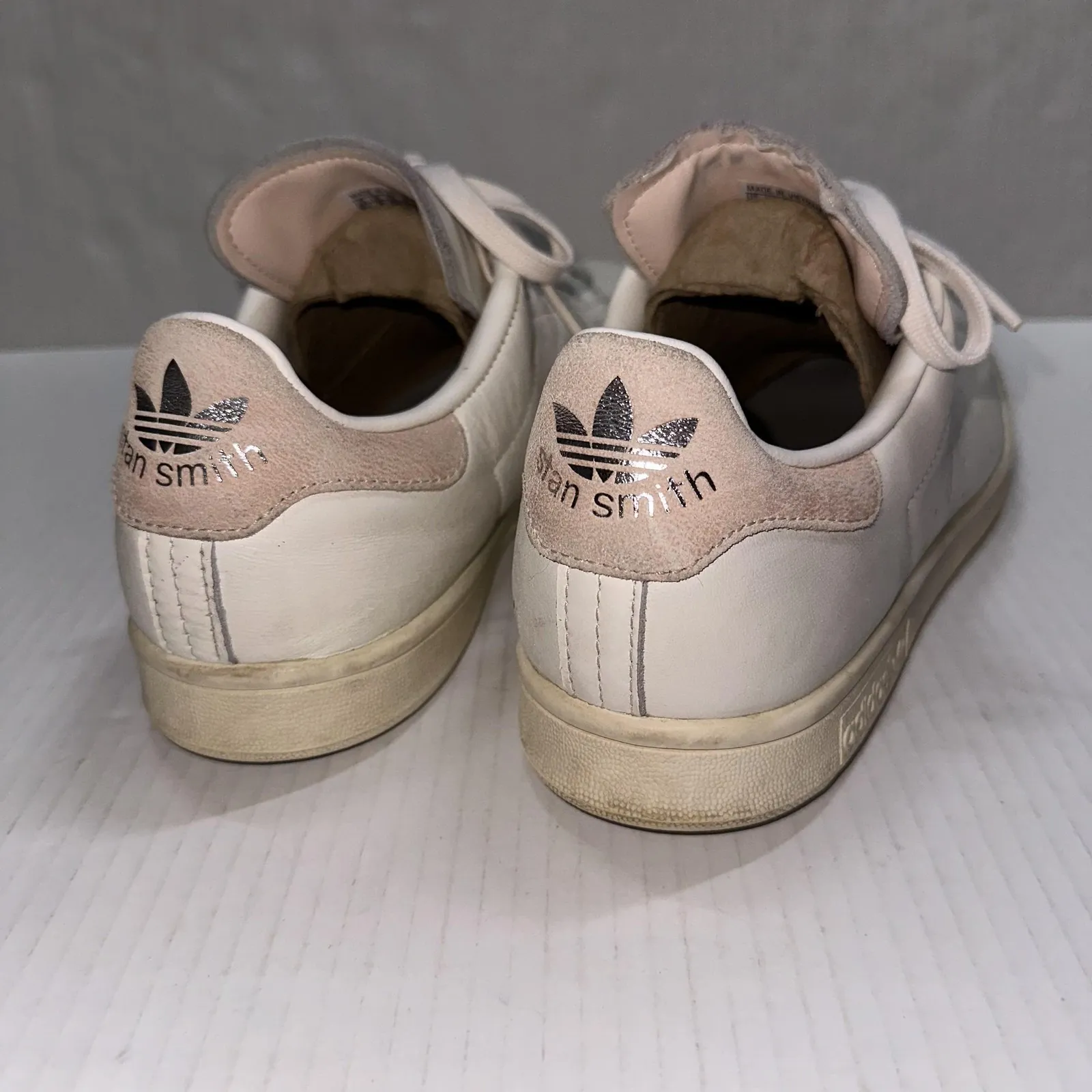 Adidas Stan Smith Shoes Womens Size 10.5 White Pink Leather Tennis Sneakers - Image 4