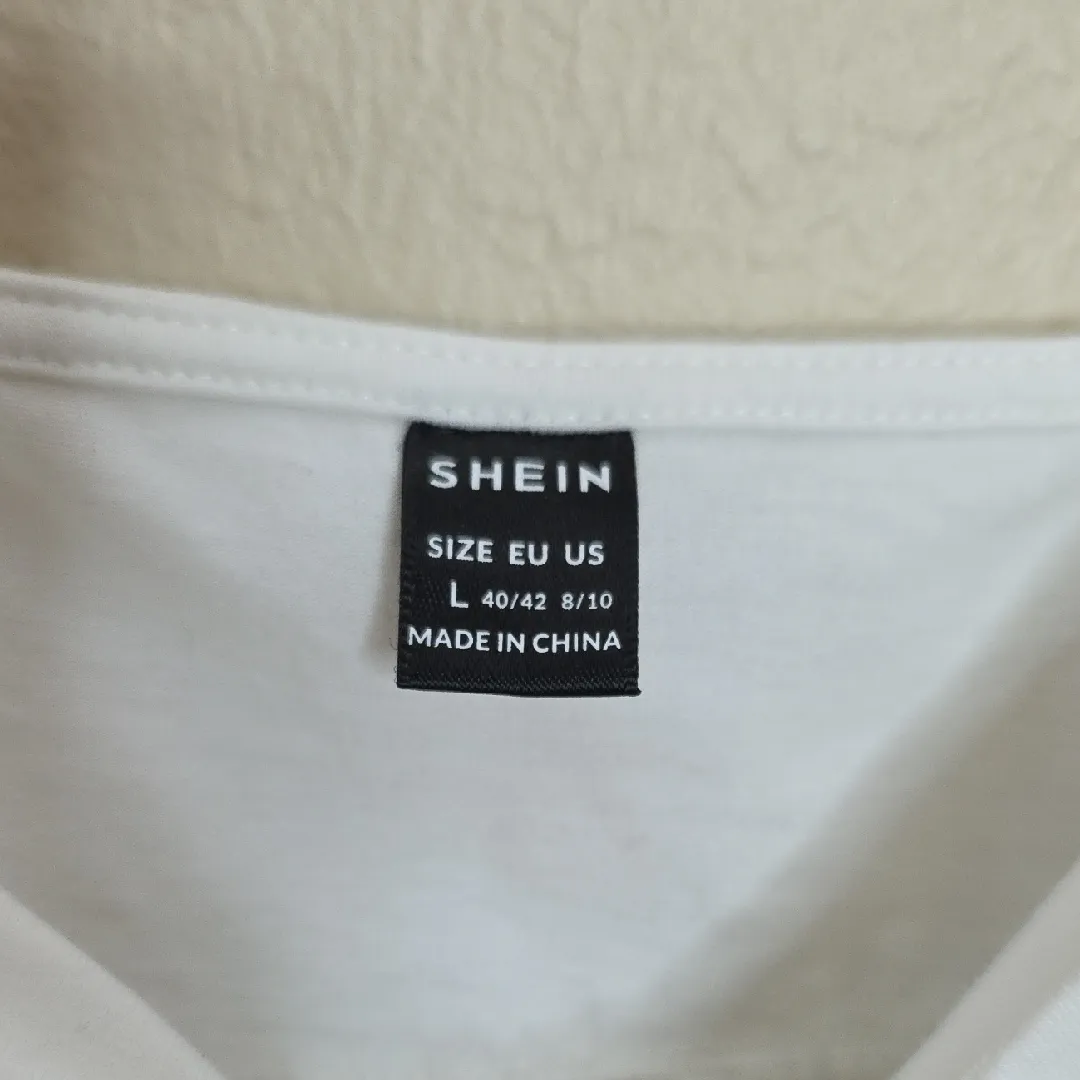 White Knot Crop Tank Top Large - Image 2