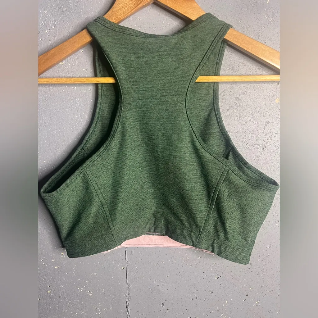 Outdoor Voices Athena Compression Crop Top in Green.  Size Medium - Image 4