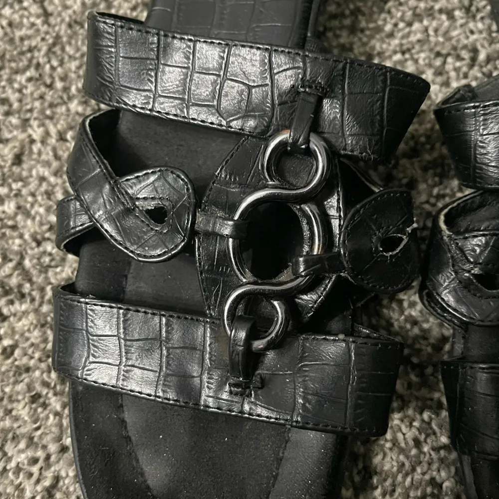 black Torrid slide sandals 9 - Image 2